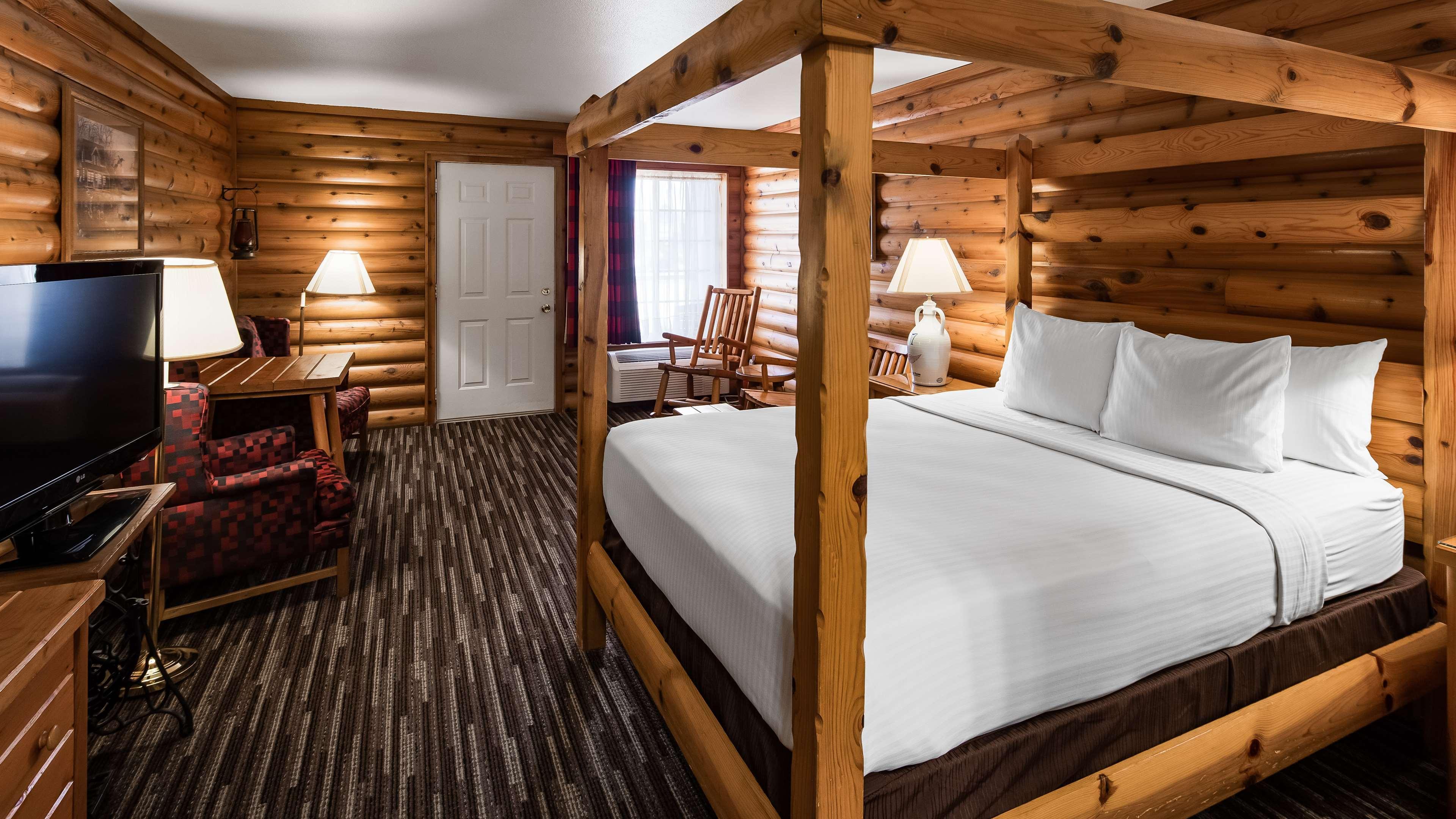 Western Inn&suites Hotel